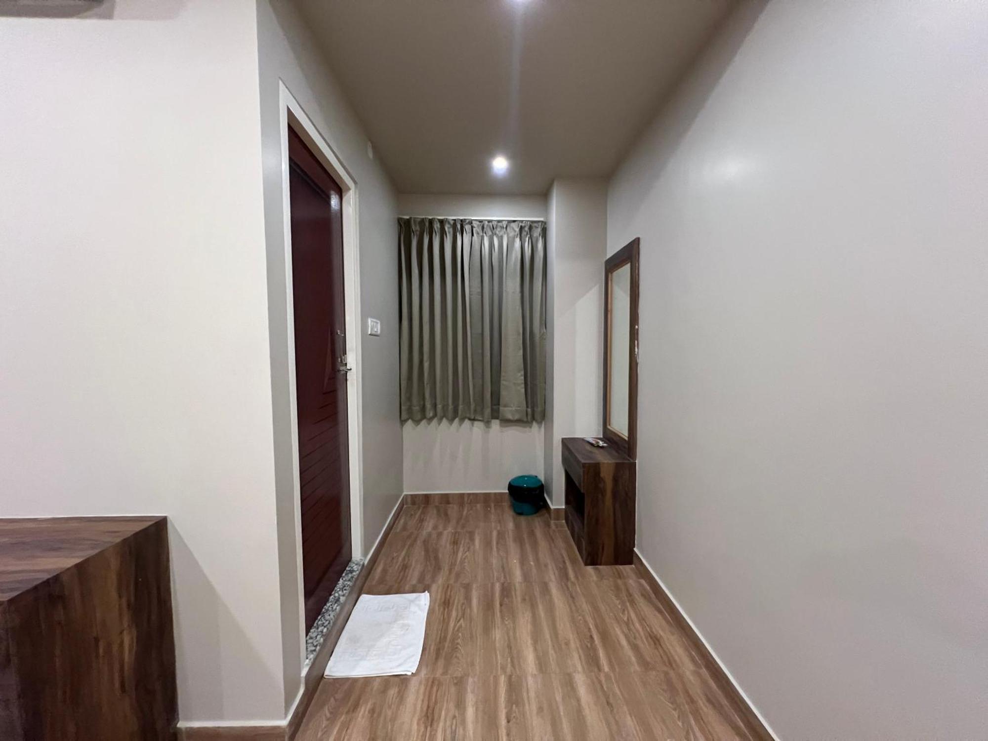 Grand Falcon Electronic City Kammasandra Exterior photo