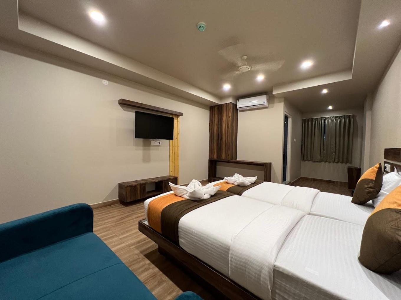 Grand Falcon Electronic City Kammasandra Exterior photo